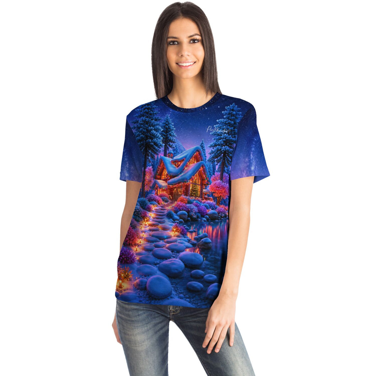 Frau trägt Dreamer T-Shirt mit weihnachtlichem Lichterwald-Motiv, inspiriert durch Diamond Painting und Malen nach Zahlen