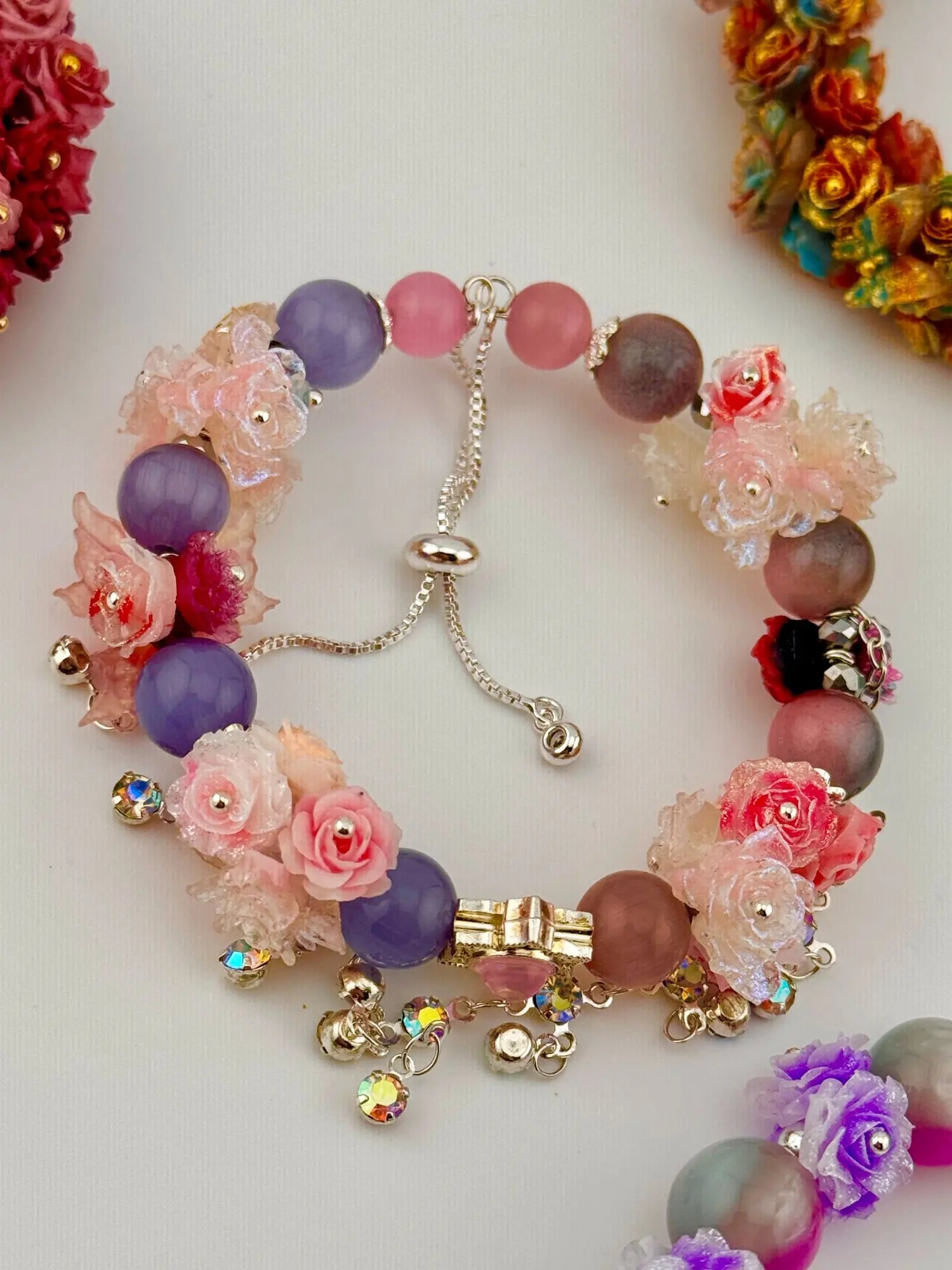 Moni’s Soft Flower Armband Premium