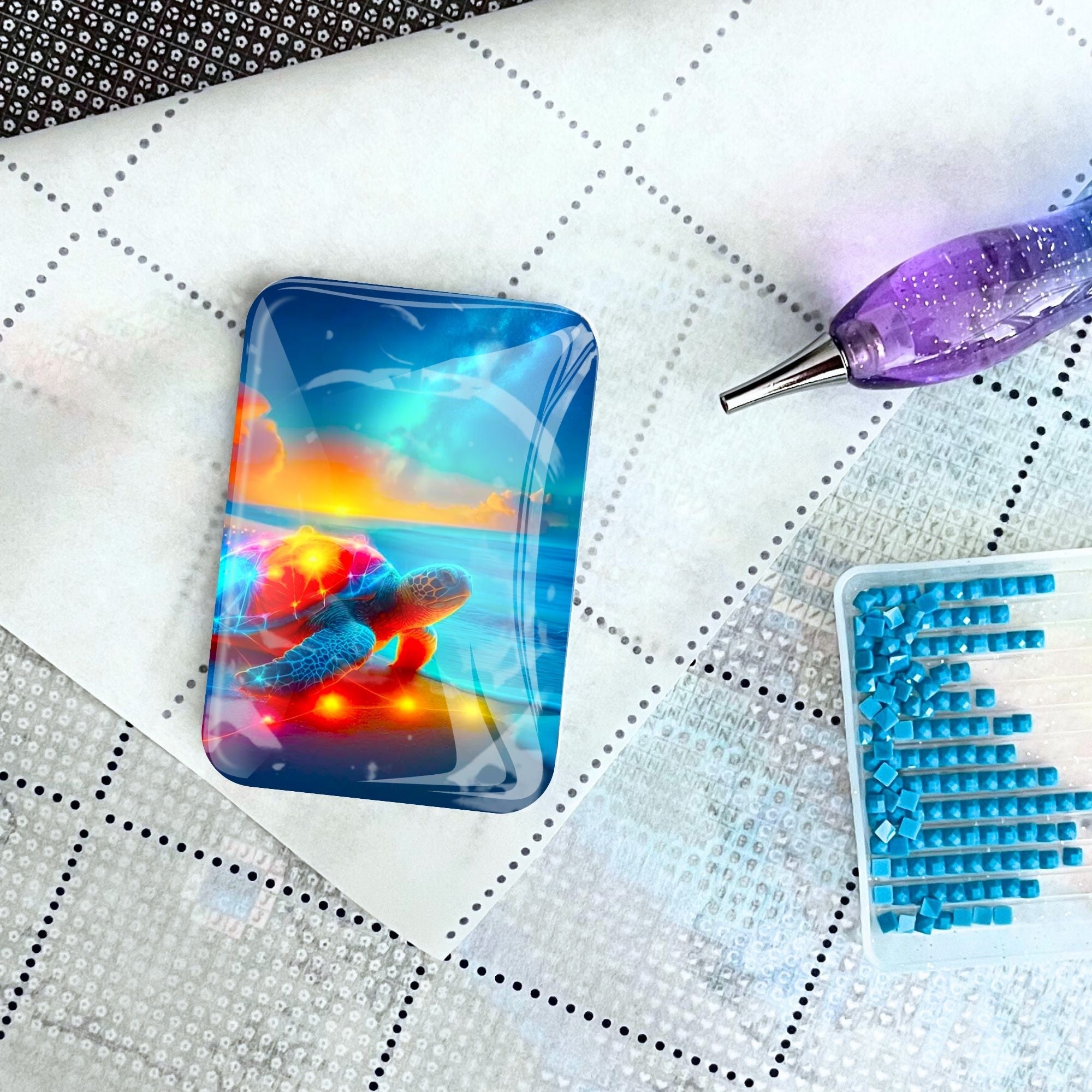 Cover Minder -Colorful sparkling turtle