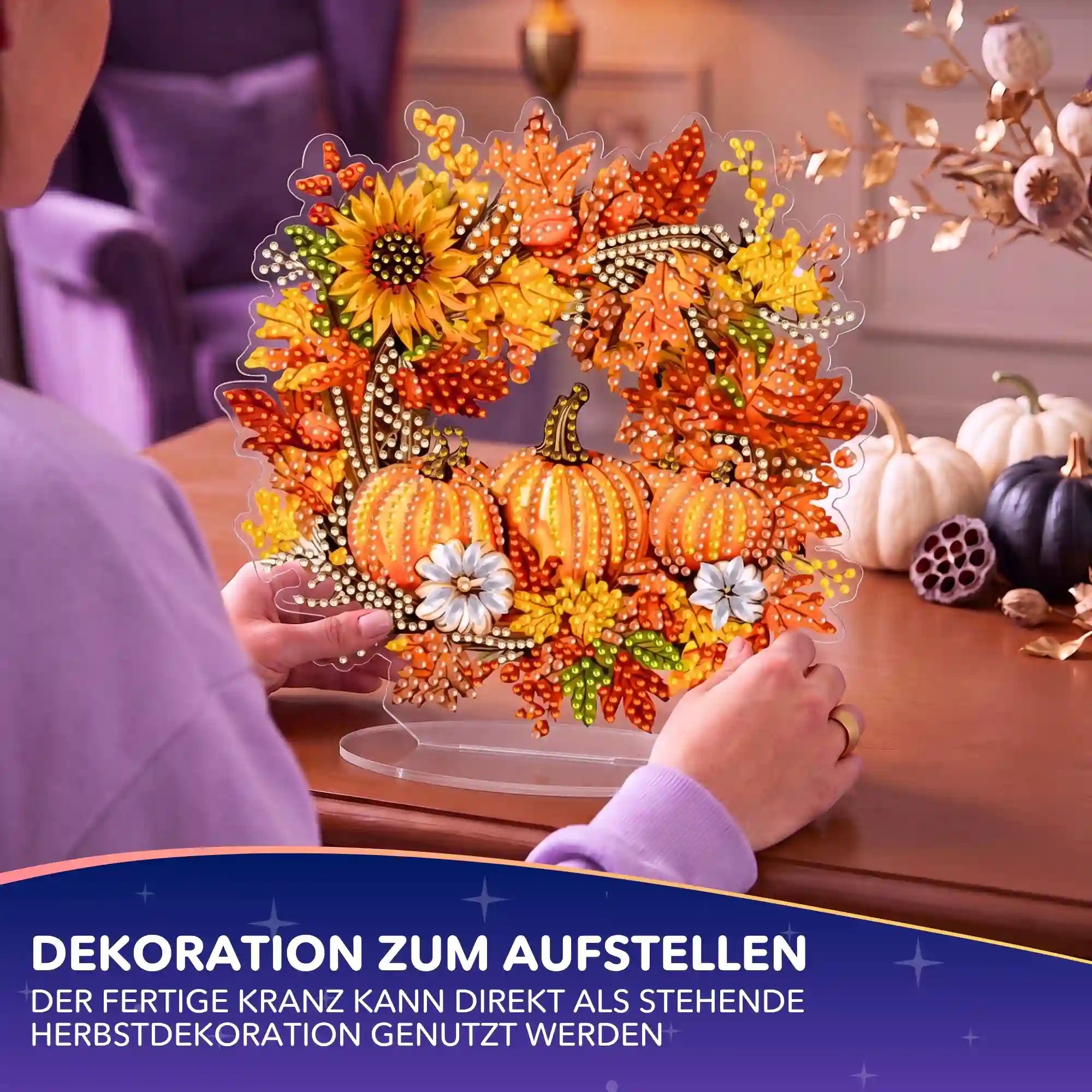 Diamond Painting Aufsteller Herbstkranz mit Kürbissen und bunten Blättern als glitzernde DIY Herbstdekoration für den Tisch.