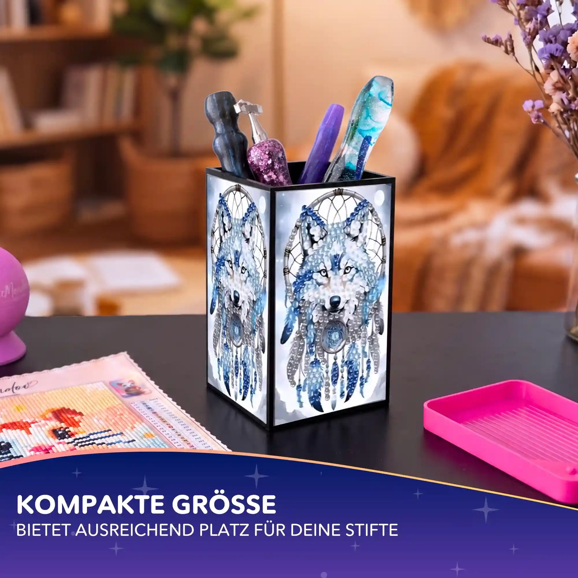Diamond Painting Stiftehalter mit Wolf-Motiv und Traumfänger-Design als praktischer Schreibtisch Organizer für Bastelzubehör