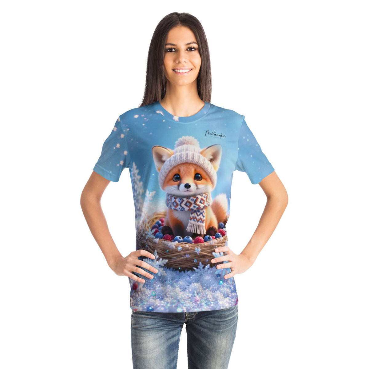 Frau trägt blaues T-Shirt mit niedlichem Fuchs-Motiv, inspiriert von Diamond Painting und Malen nach Zahlen Designs