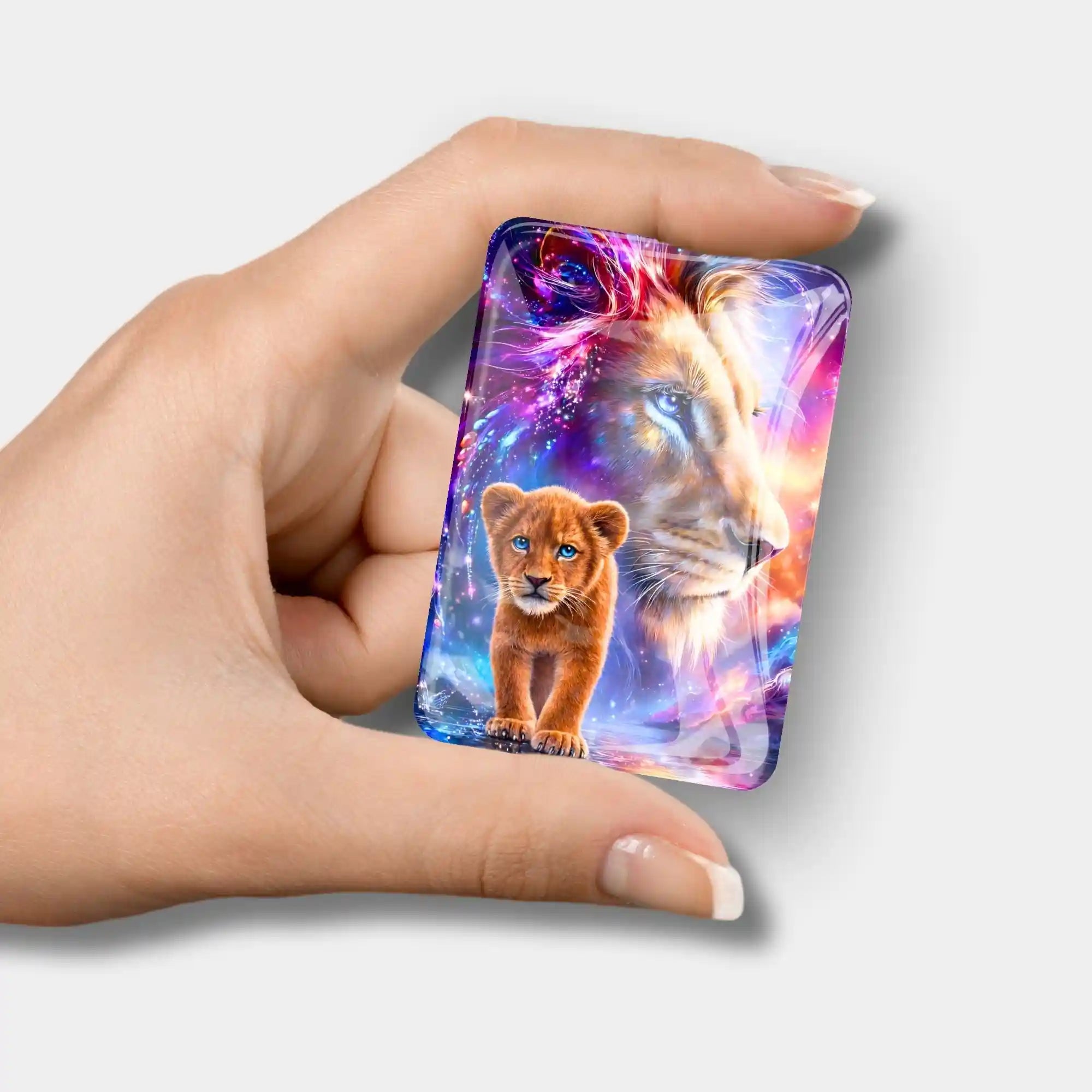 Magischer Löwen Coverminder aus Glas für Diamond Painting Projekte mit leuchtendem Löwen-Motiv