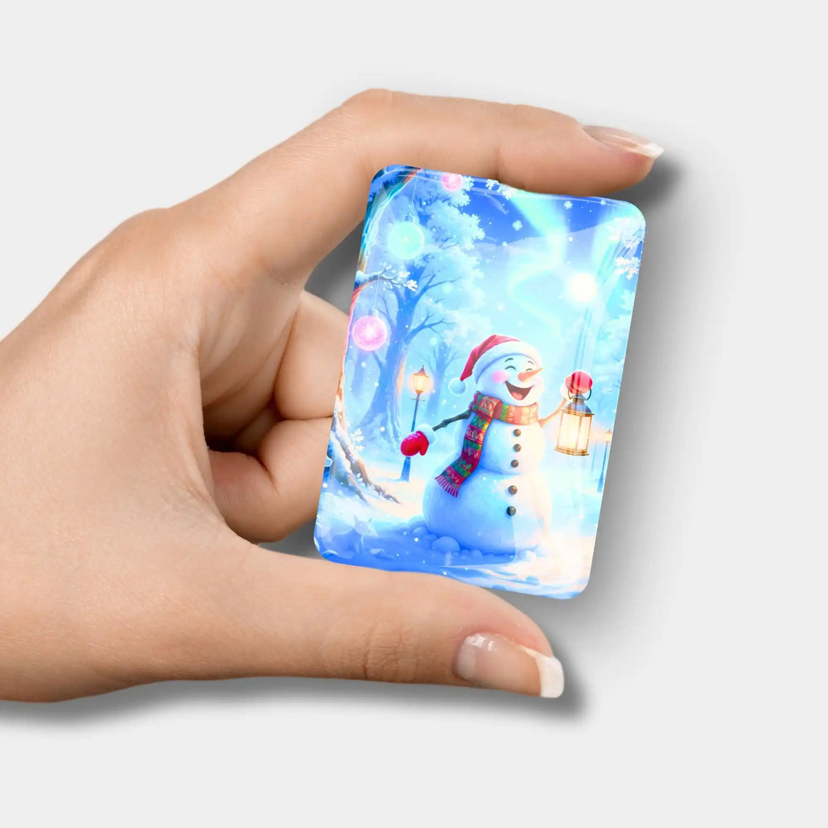 Diamond Painting Cover Minder mit Schneemann-Wintermotiv: Magnetischer Halter aus Glas in der Hand