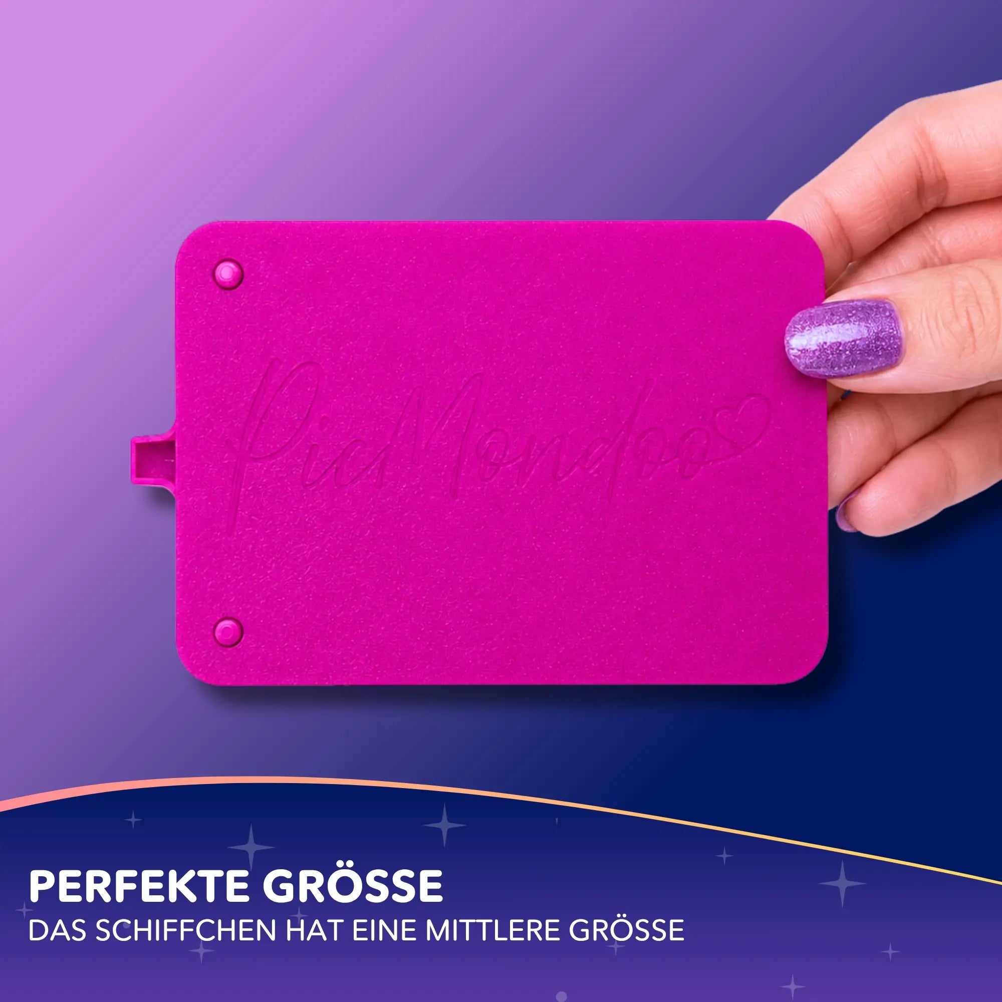 Pinkes Diamond Painting Schiffchen in Größe M mit Picmondoo Logo als praktisches Zubehör für Diamanten Painting