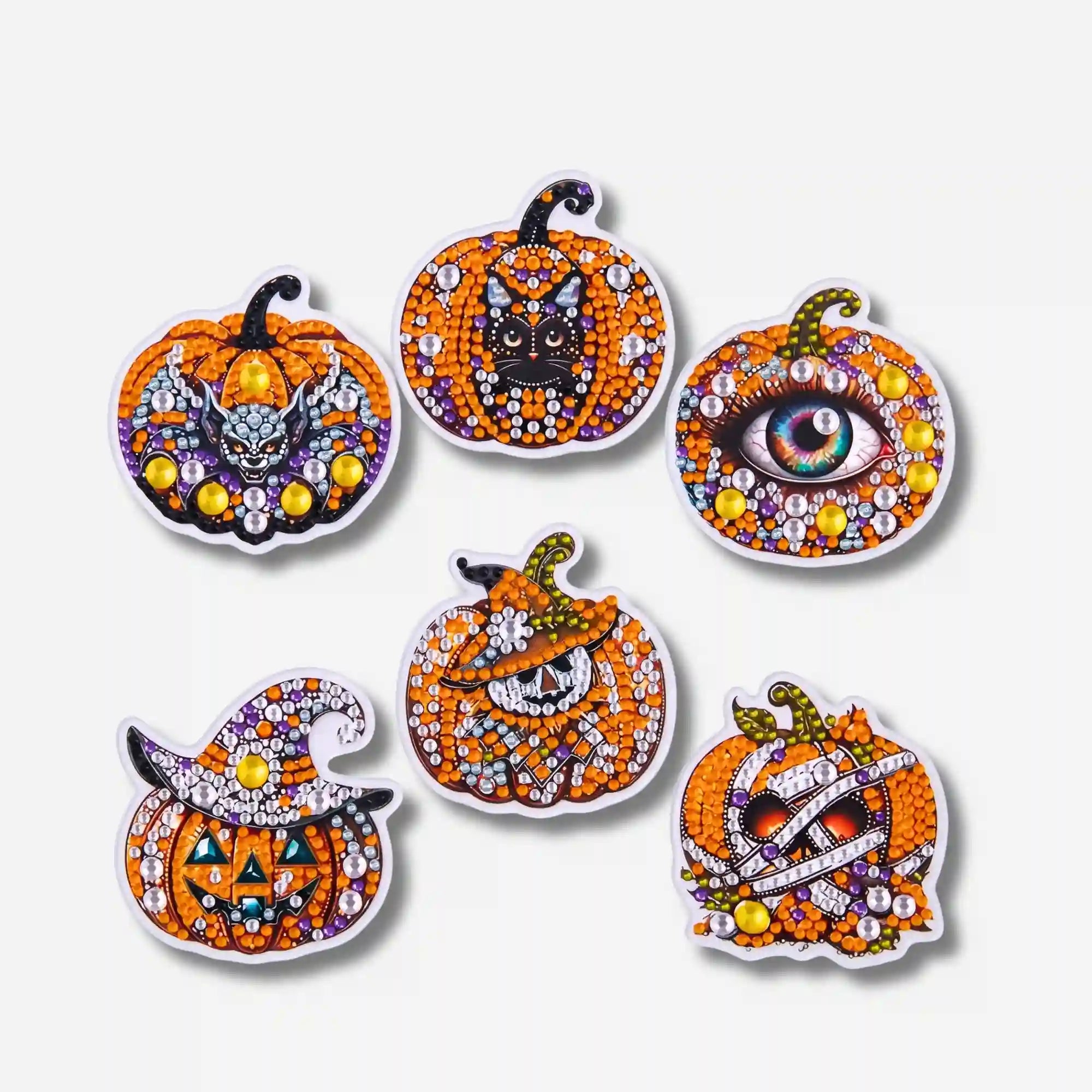 Diamond Painting Sticker Set mit sechs funkelnden Halloween-Motiven wie Kürbisse, Katze und Auge mit glitzernden Steinchen