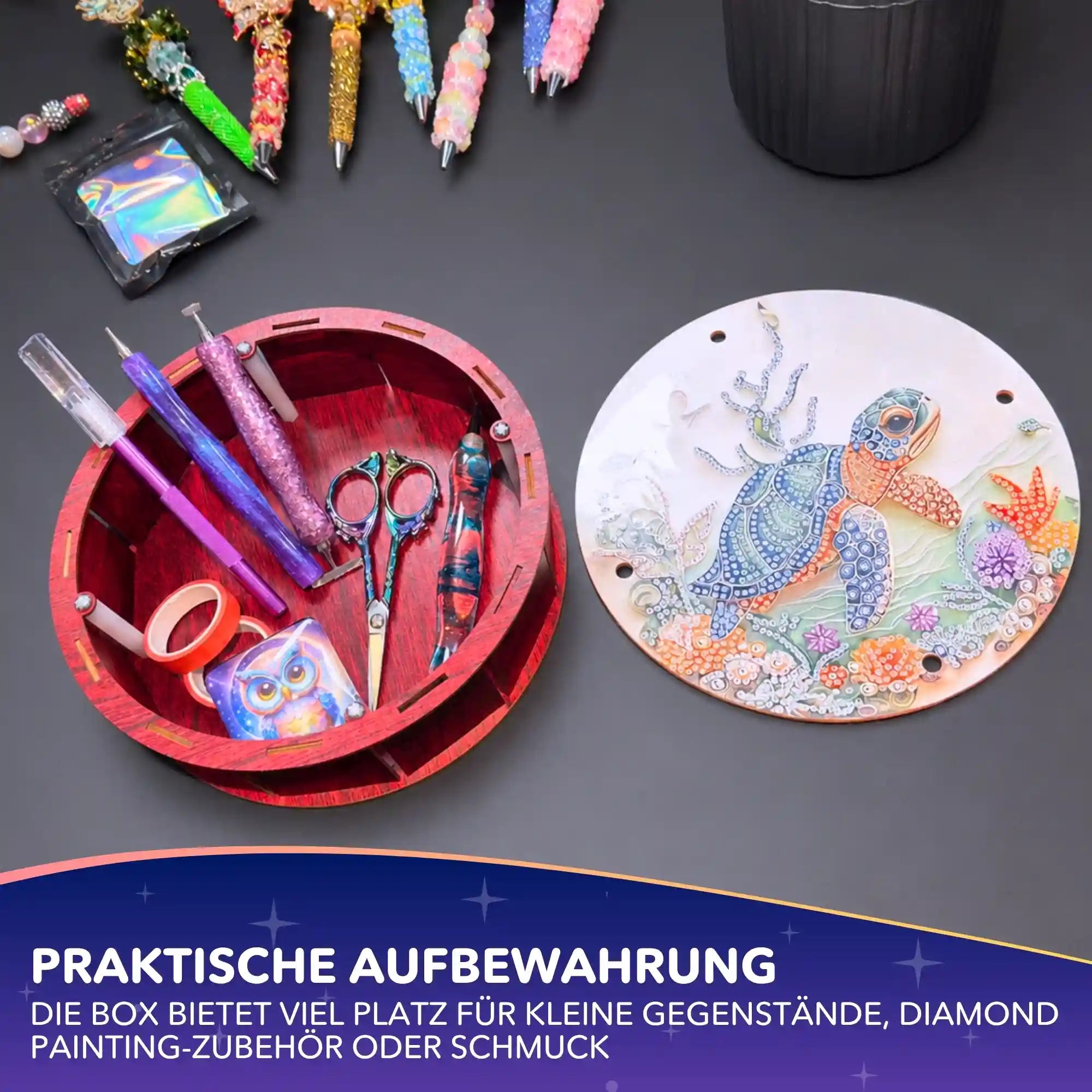 Diamond Painting Aufbewahrungsbox mit Schildkröten-Motiv, gefüllt mit Bastelzubehör und Glitzersteinen