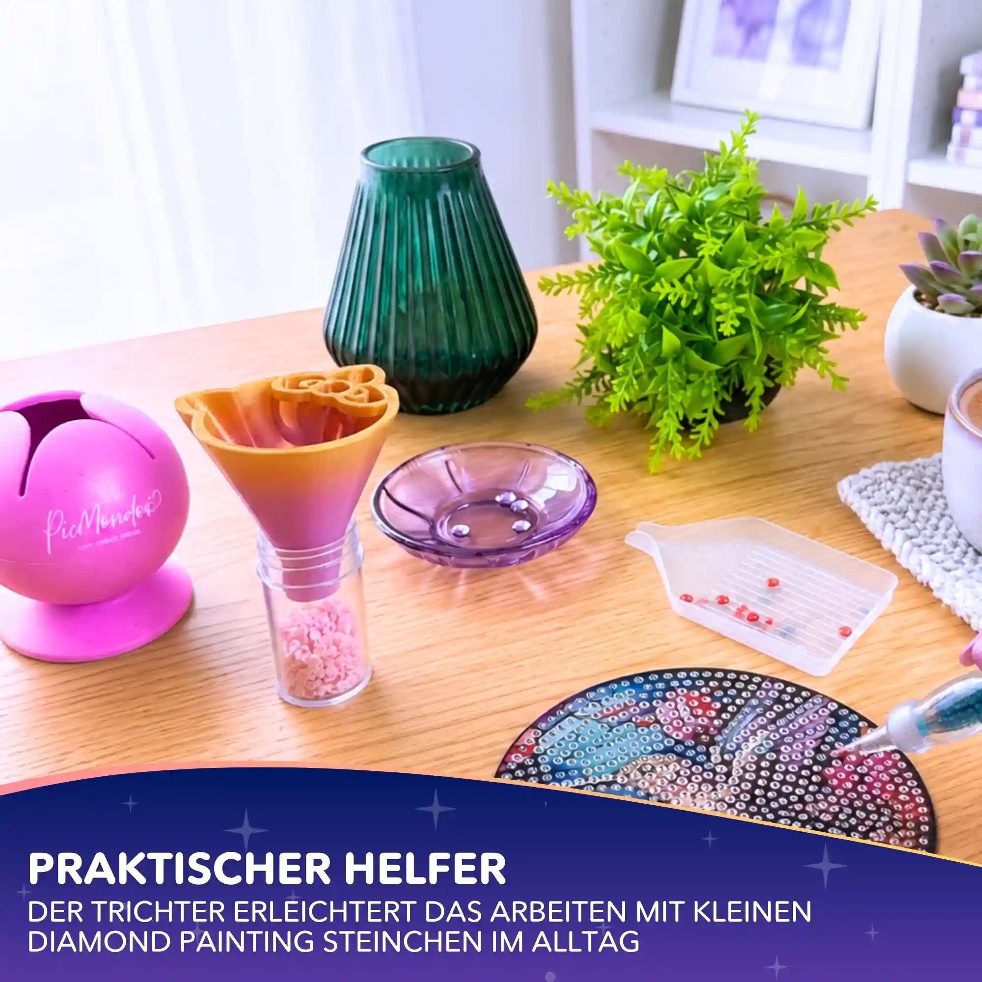 Katzentrichter als praktisches Diamond Painting Zubehör zum einfachen Einfüllen der Diamanten in kleine Aufbewahrungsdosen