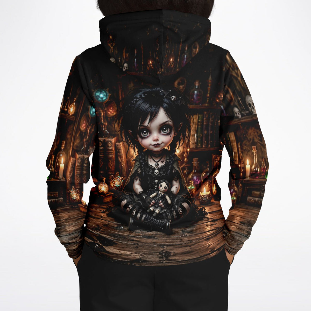 Schwarzer All-Over-Print Hoodie mit Gothic-Mädchen Motiv, ideal auch als Vorlage für Diamond Painting oder Malen nach Zahlen.
