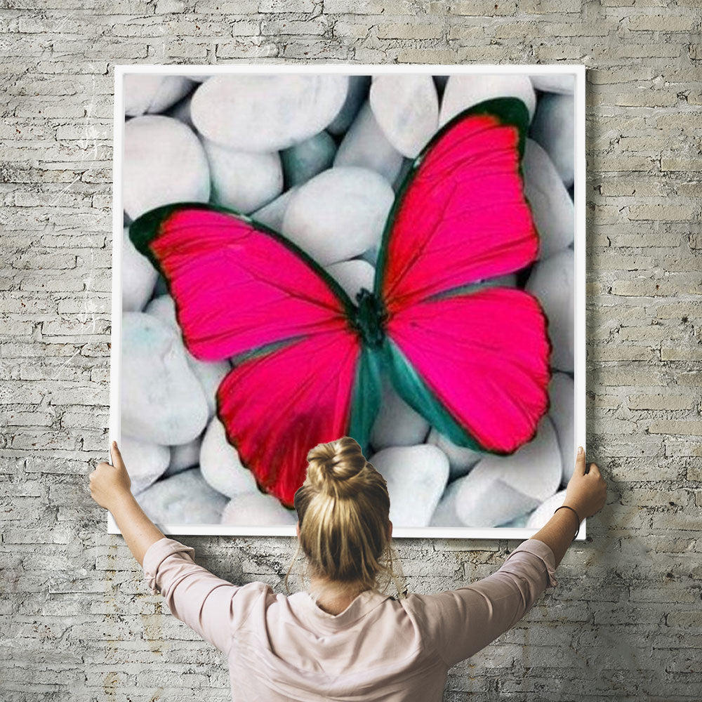GRATIS Diamond Painting Wandbild Roter Schmetterling