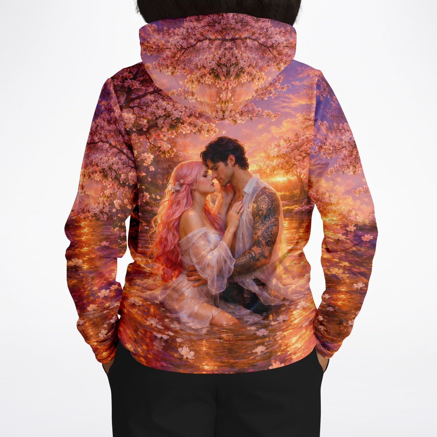 Dreamer Hoodie mit romantischem Liebespaar-Motiv, inspiriert von Diamond Painting Kunst in warmen Farben und Kirschblüten.